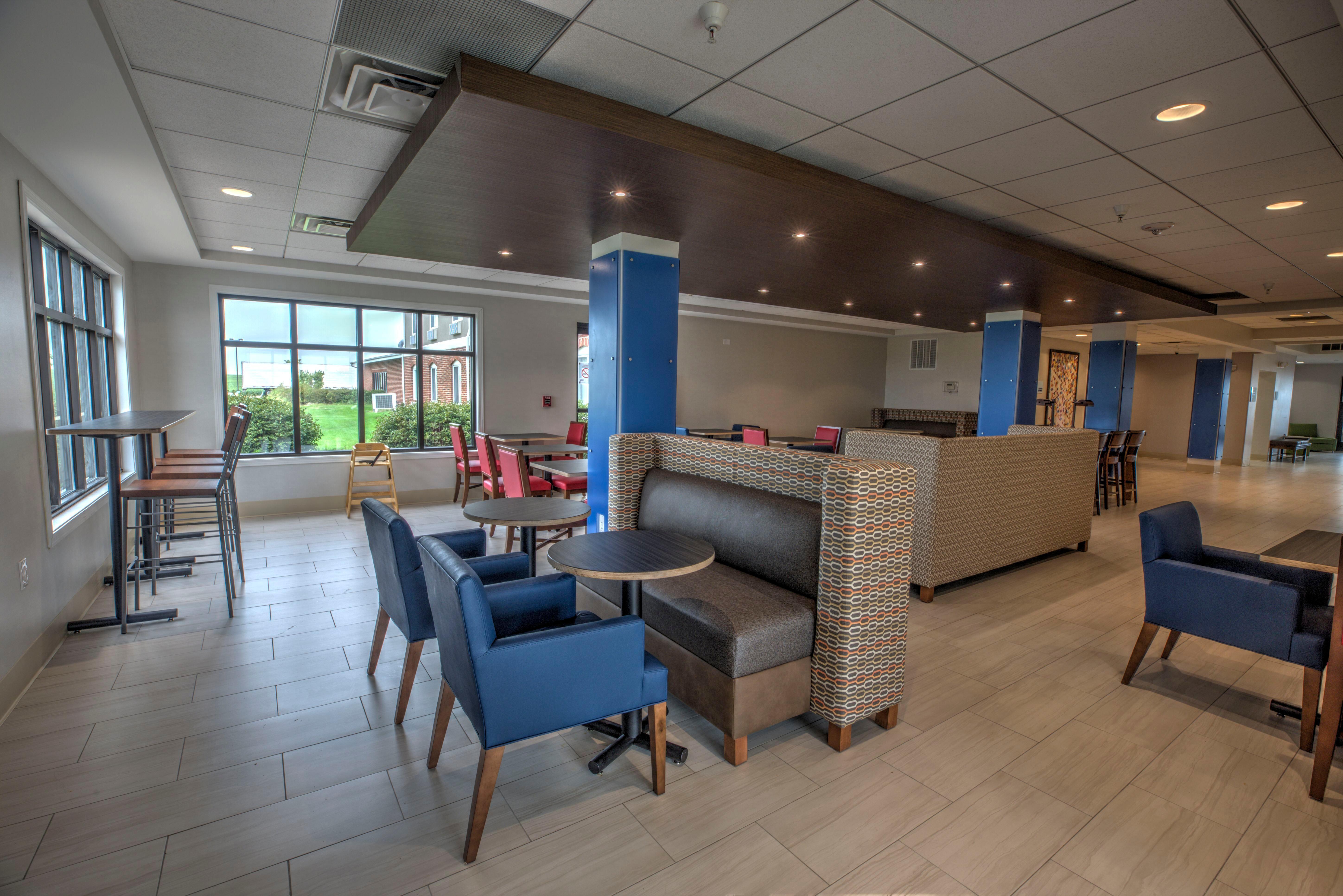 Holiday Inn Express Rochelle By Ihg Екстер'єр фото