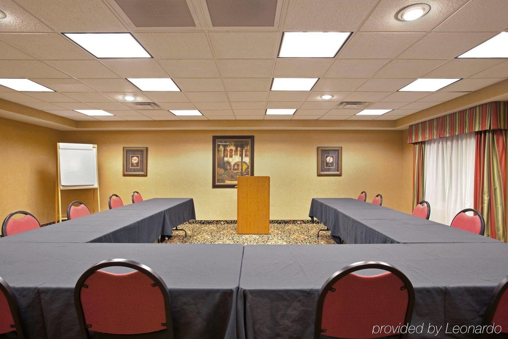 Holiday Inn Express Rochelle By Ihg Екстер'єр фото