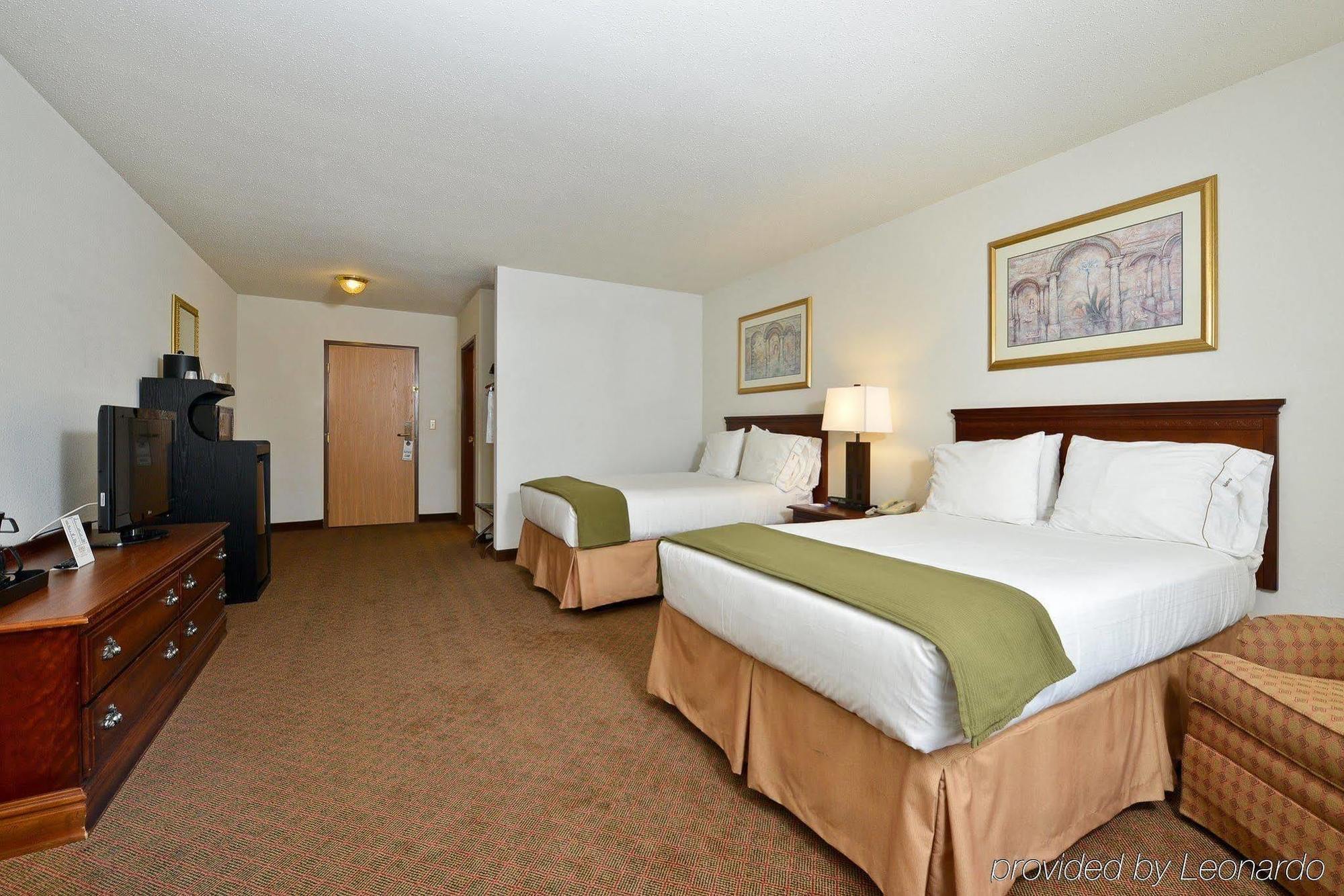 Holiday Inn Express Rochelle By Ihg Екстер'єр фото
